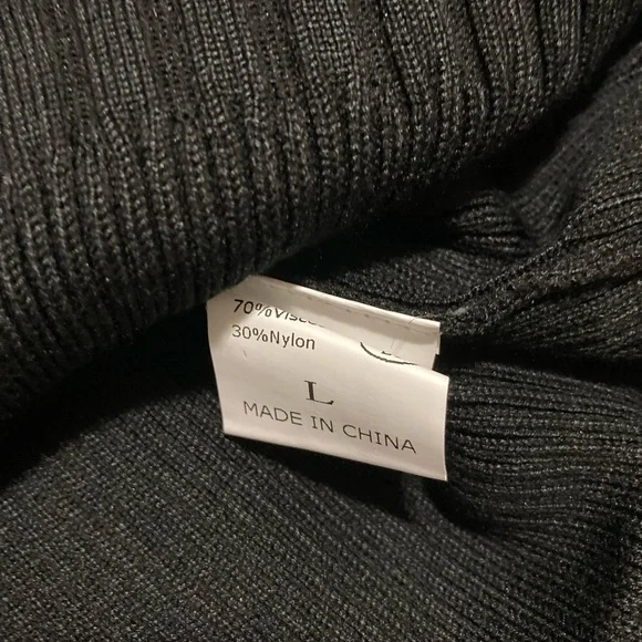 NWOTS Ladies Sweater & Skirt Set - Picture 12 of 13